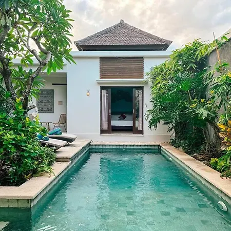 Villa Narada - Convenient Location - Private Pool - 3Br Villa